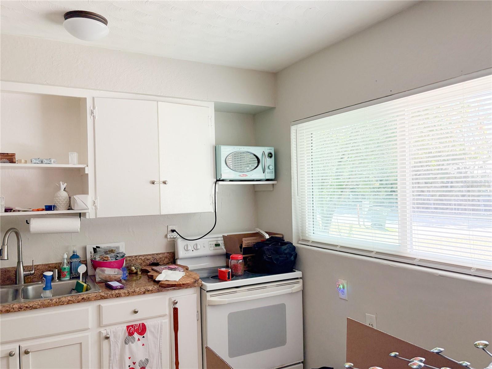 Image 7 of 12 For 219 21st Street E A