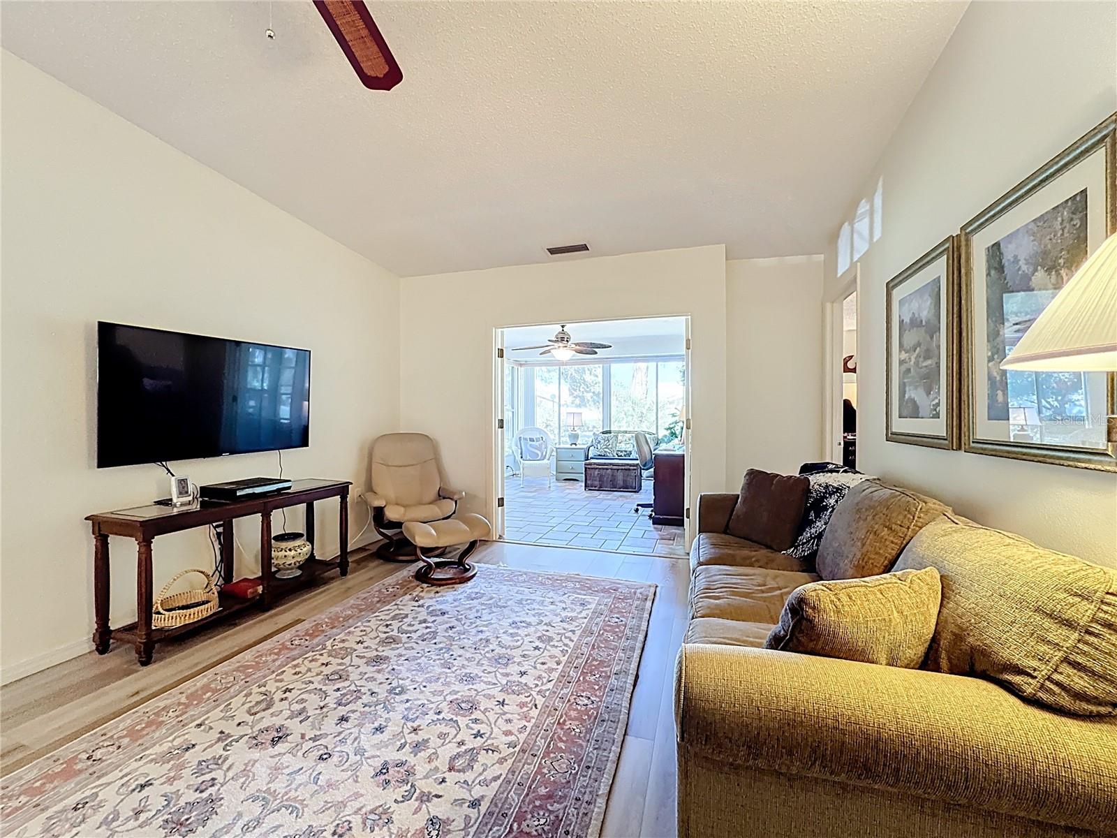 Image 14 of 46 For 5611 Garden Lakes Drive