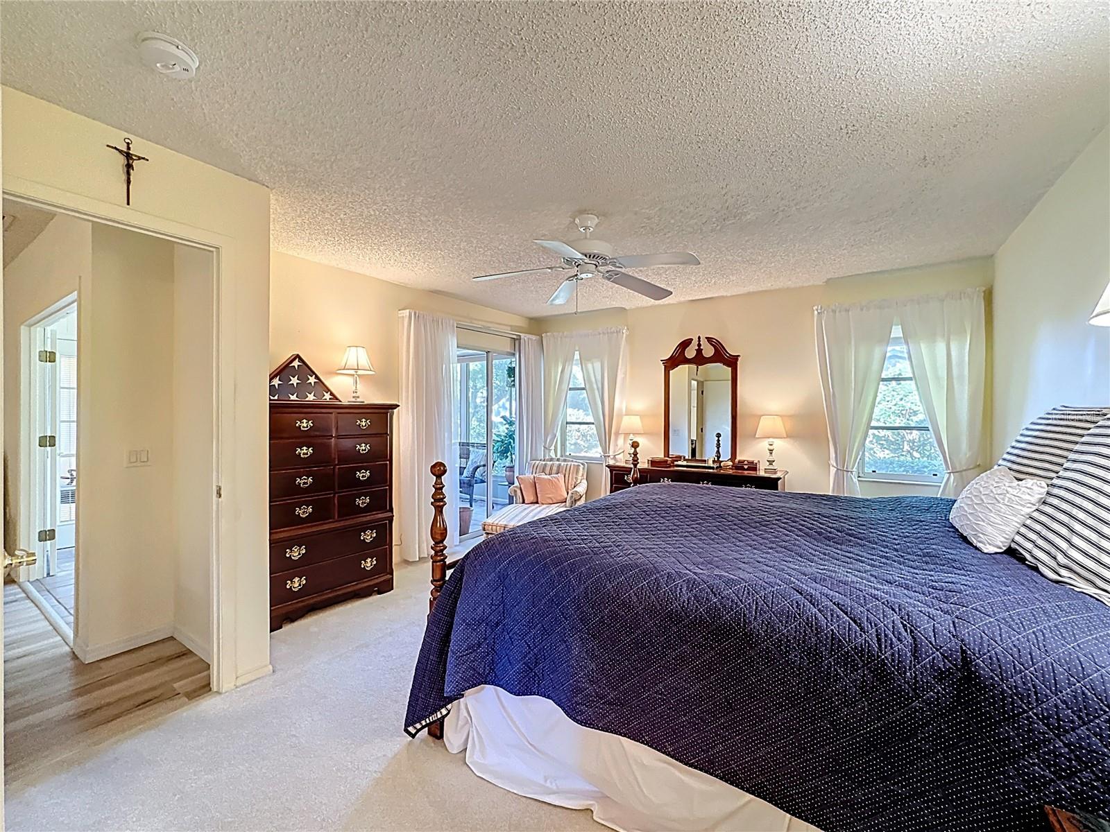 Image 18 of 46 For 5611 Garden Lakes Drive