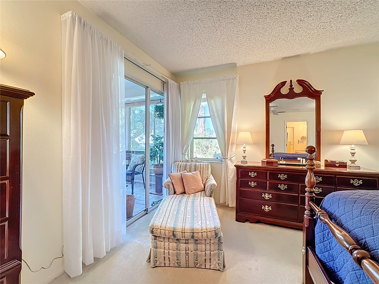 Image 19 of 46 For 5611 Garden Lakes Drive