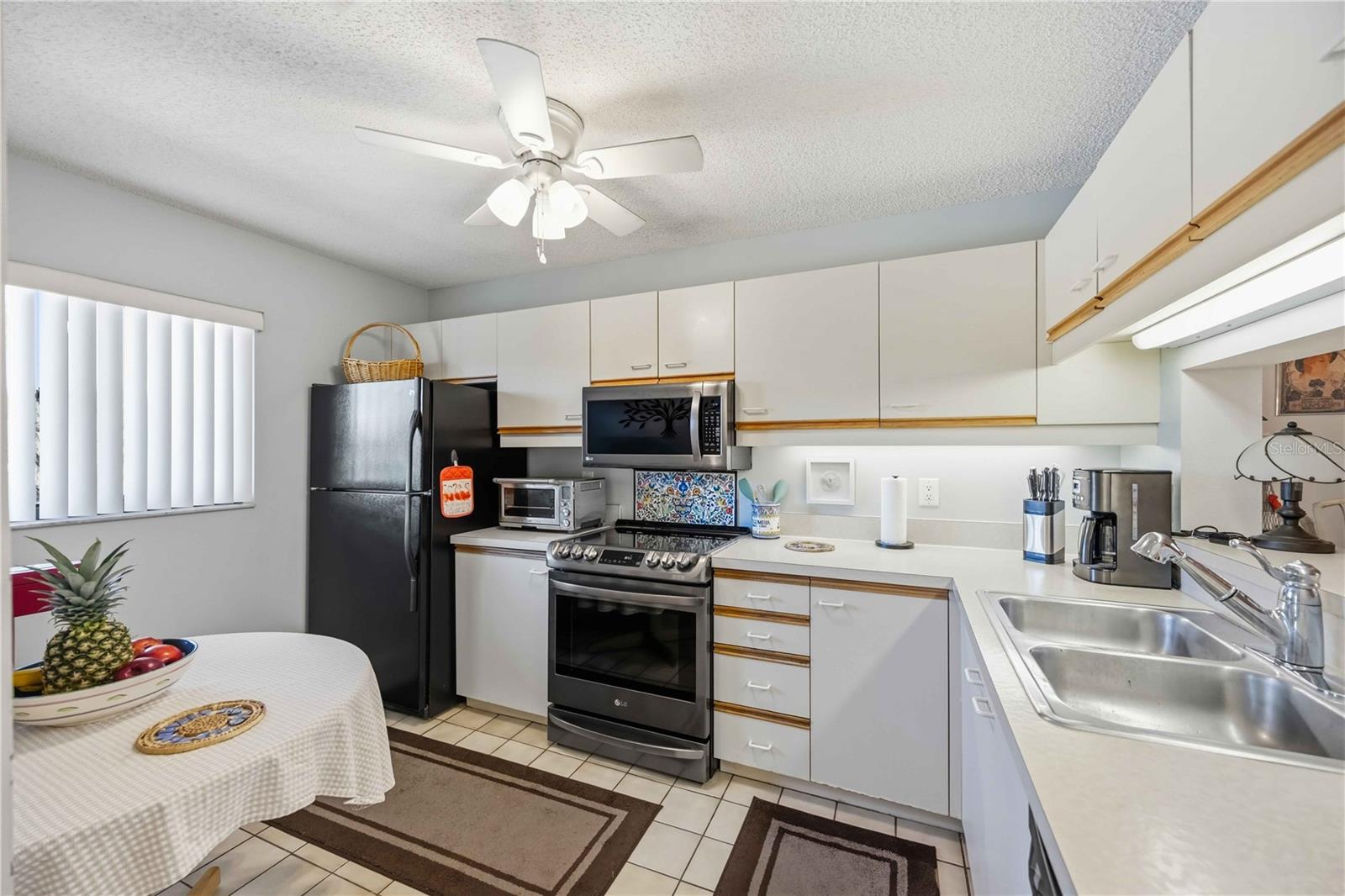 Image 7 of 65 For 5515 Ashton Way 5515