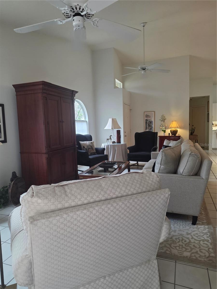 Image 4 of 13 For 7817 Geneva Lane