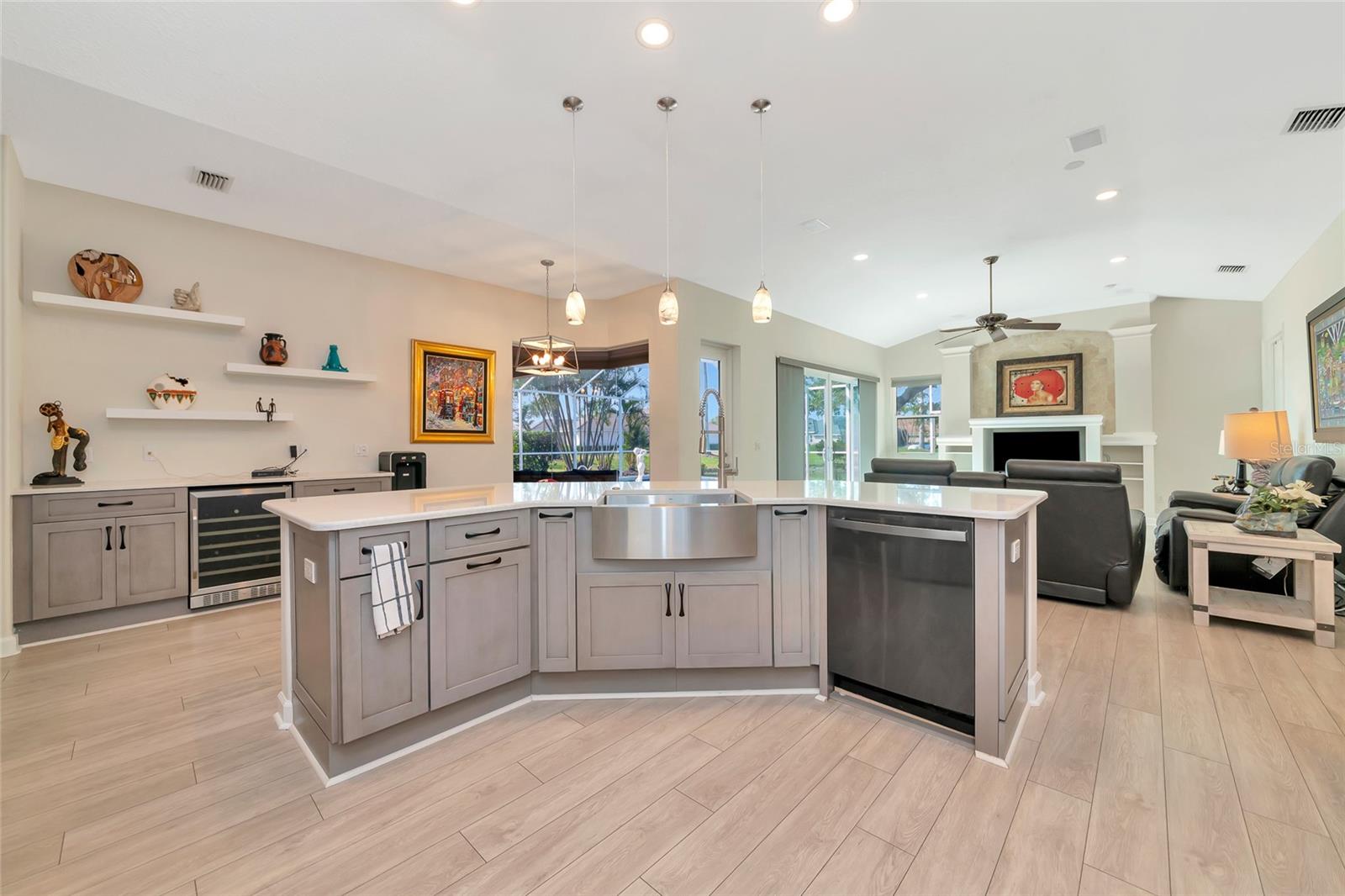 Image 11 of 27 For 4990 Gardiners Bay Circle