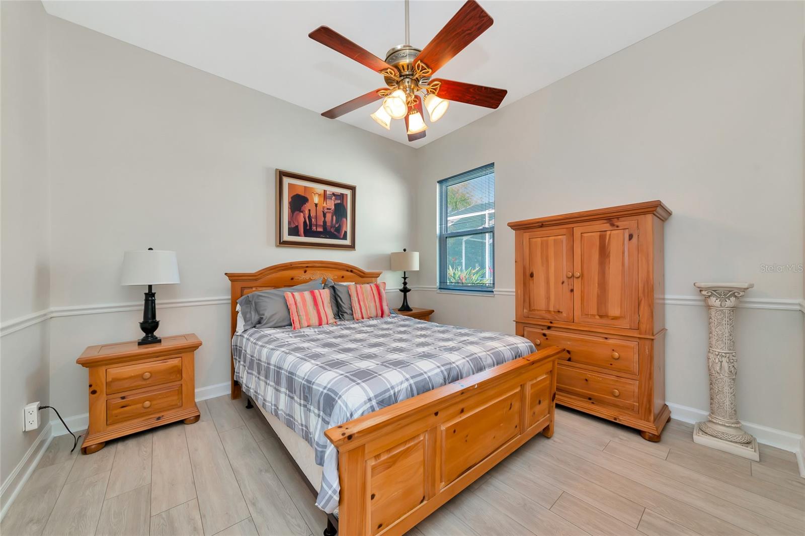 Image 19 of 27 For 4990 Gardiners Bay Circle