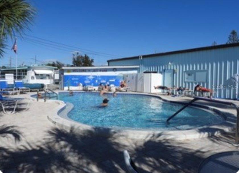 Image 6 of 13 For 92 Michigan Street