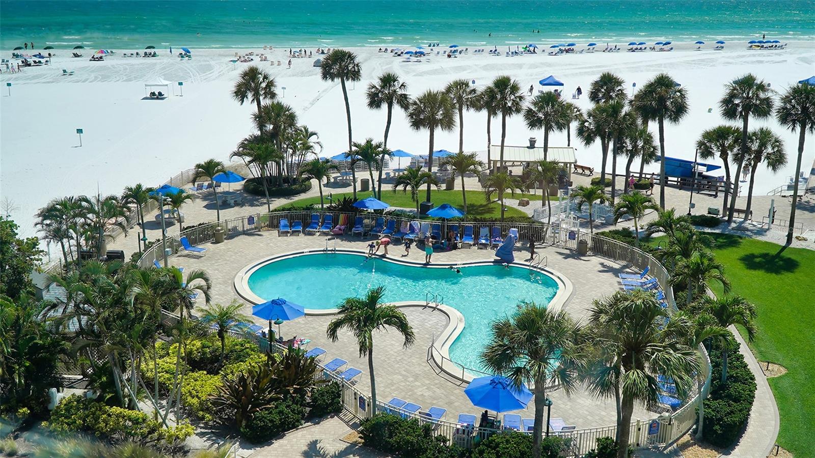 Image 39 of 89 For 5920 Midnight Pass Road 1003