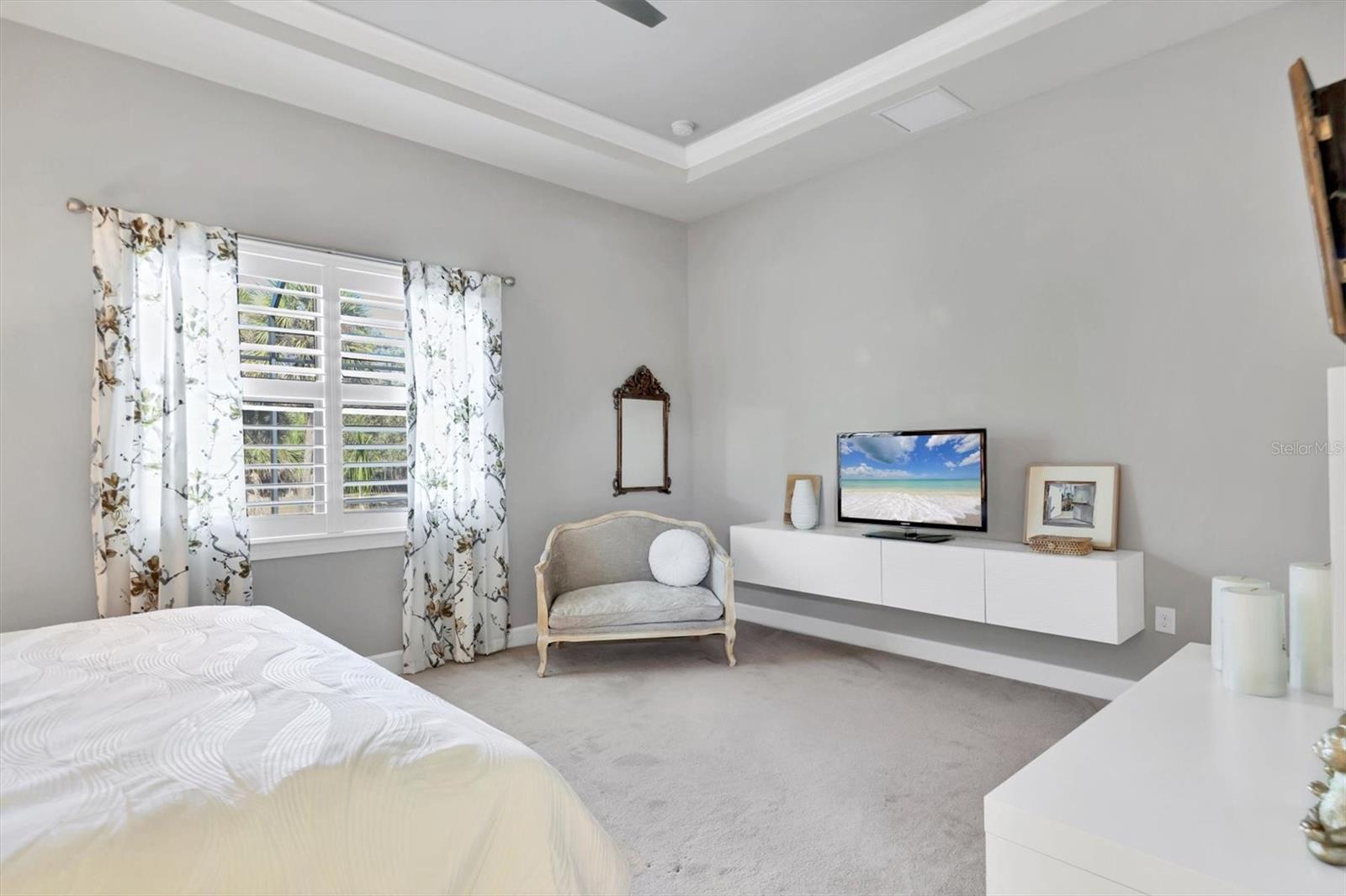 Image 17 of 49 For 5508 Eagle Creek Road