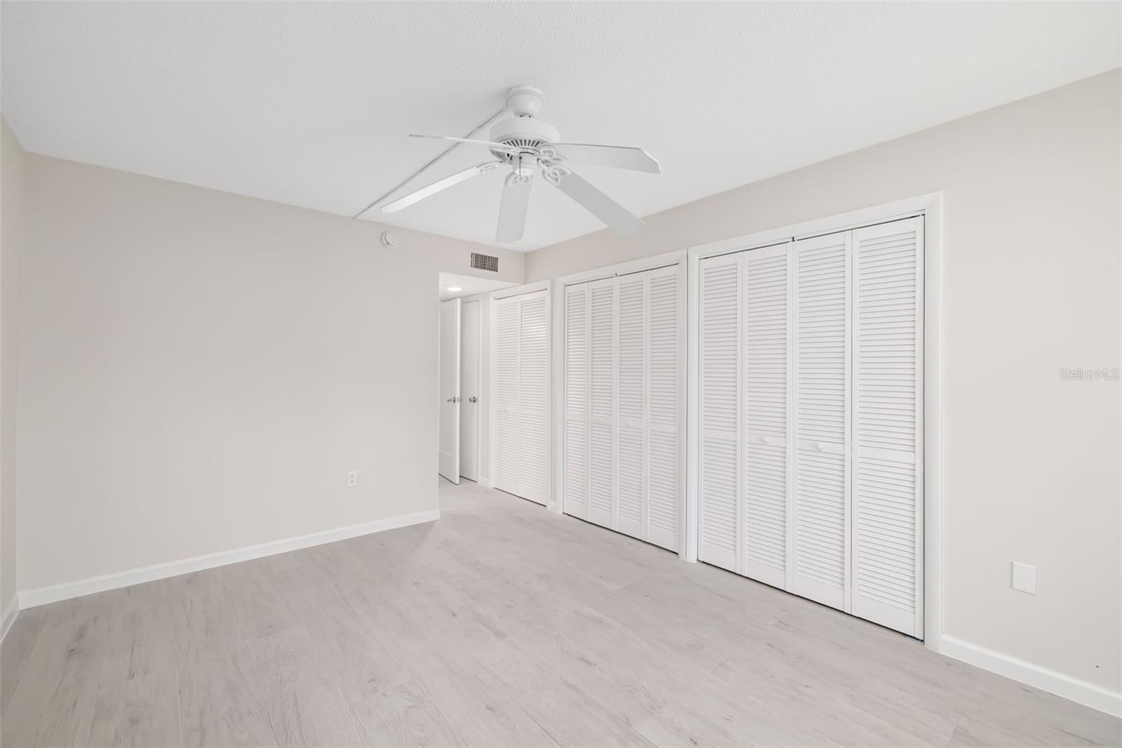 Image 19 of 46 For 6750 Gulf Of Mexico Drive 163