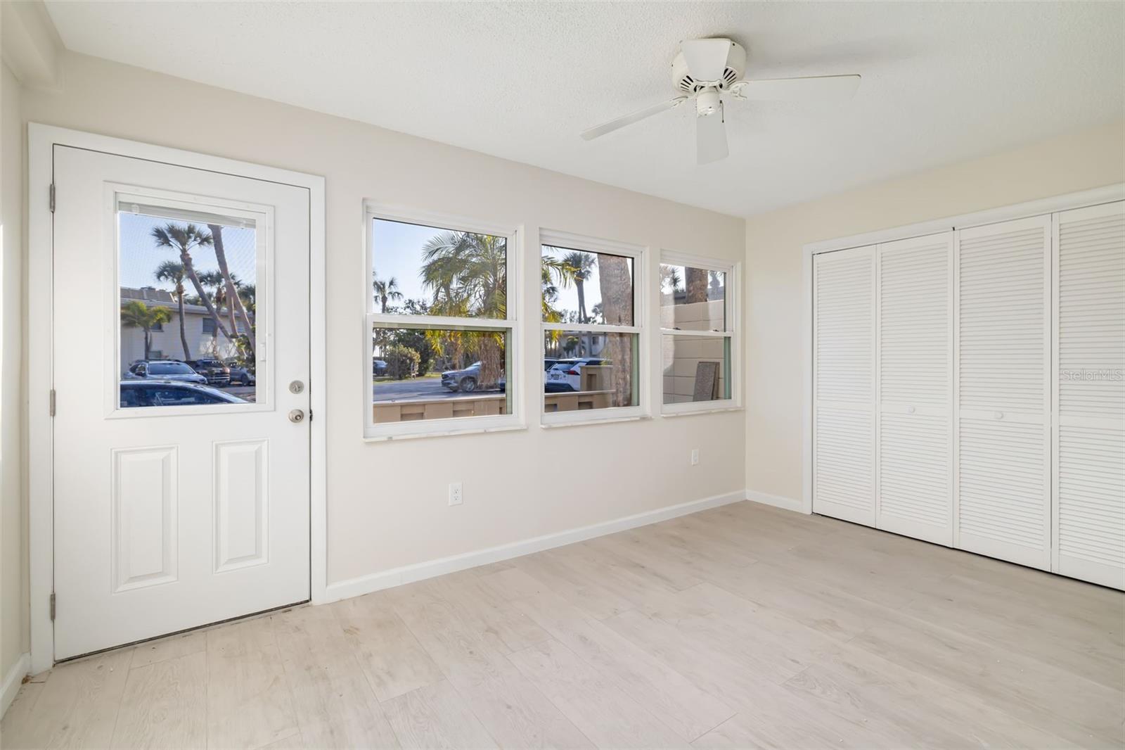 Image 26 of 46 For 6750 Gulf Of Mexico Drive 163