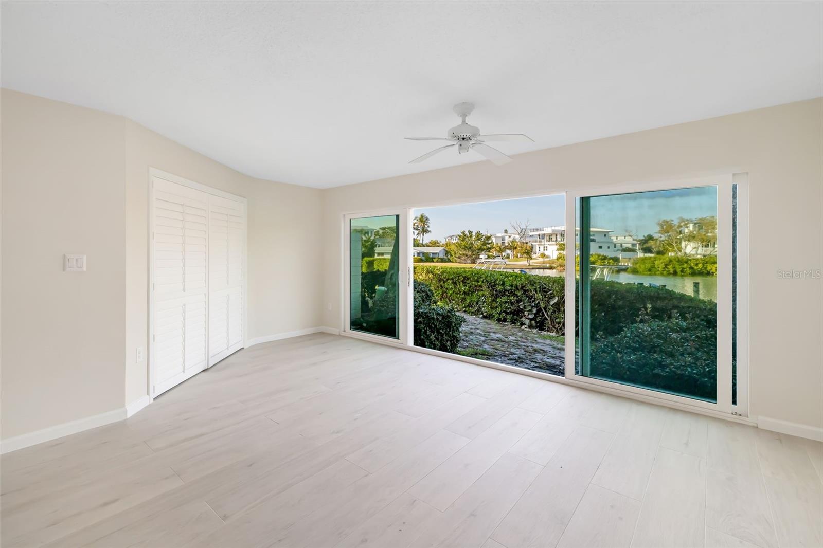 Image 3 of 46 For 6750 Gulf Of Mexico Drive 163