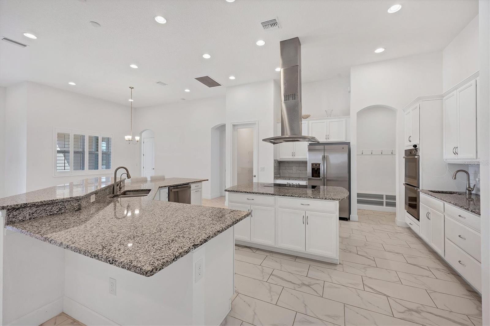 Image 19 of 63 For 6927 Indus Valley Circle