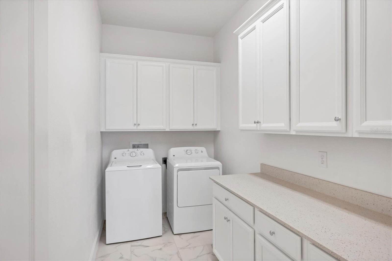 Image 39 of 63 For 6927 Indus Valley Circle