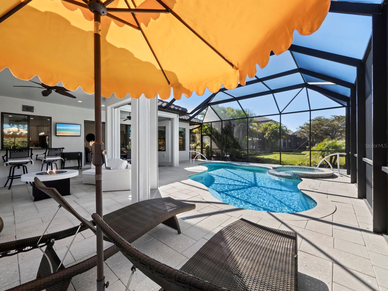 Image 23 of 47 For 4124 Ilaria Avenue