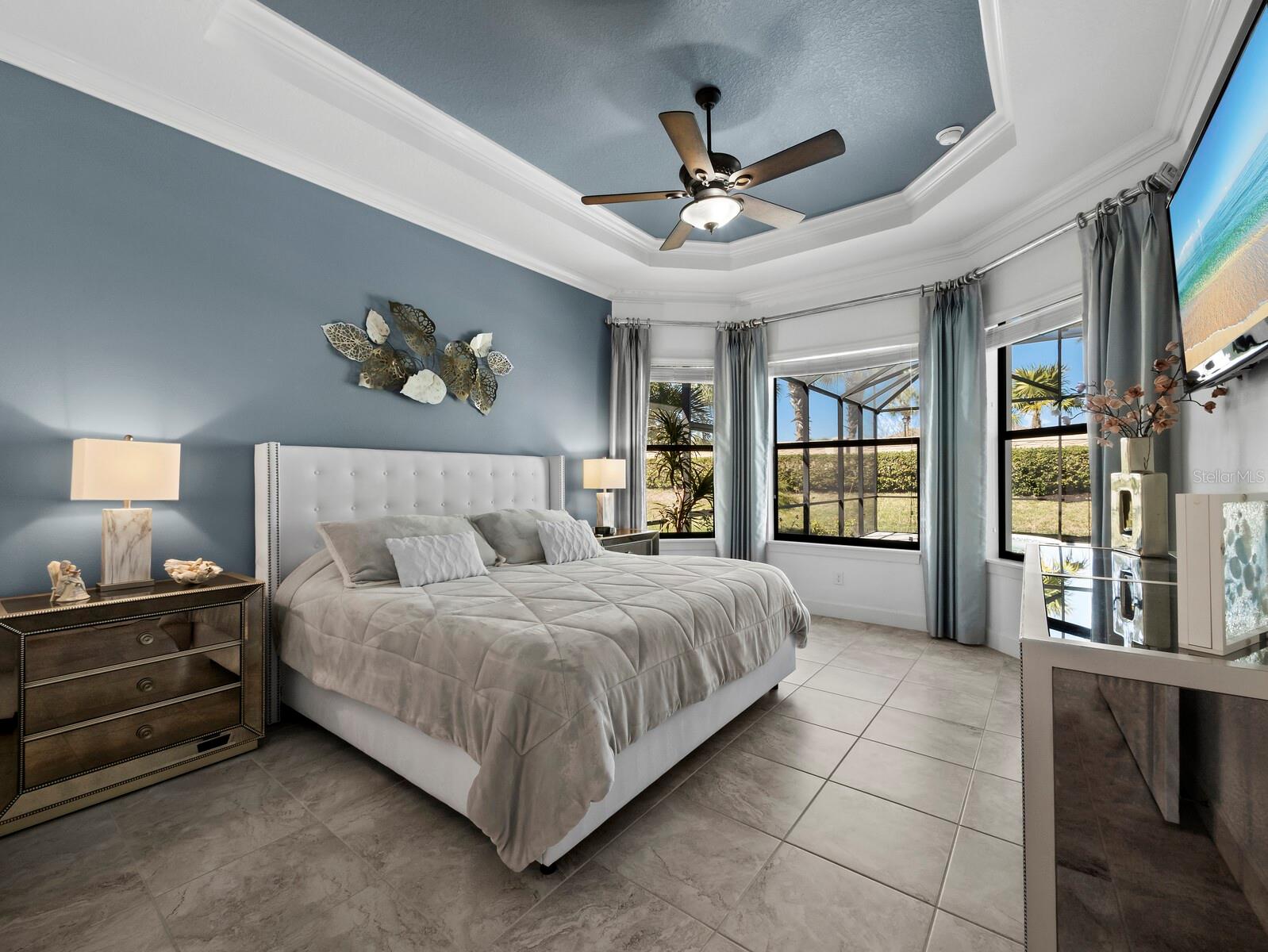 Image 25 of 47 For 4124 Ilaria Avenue