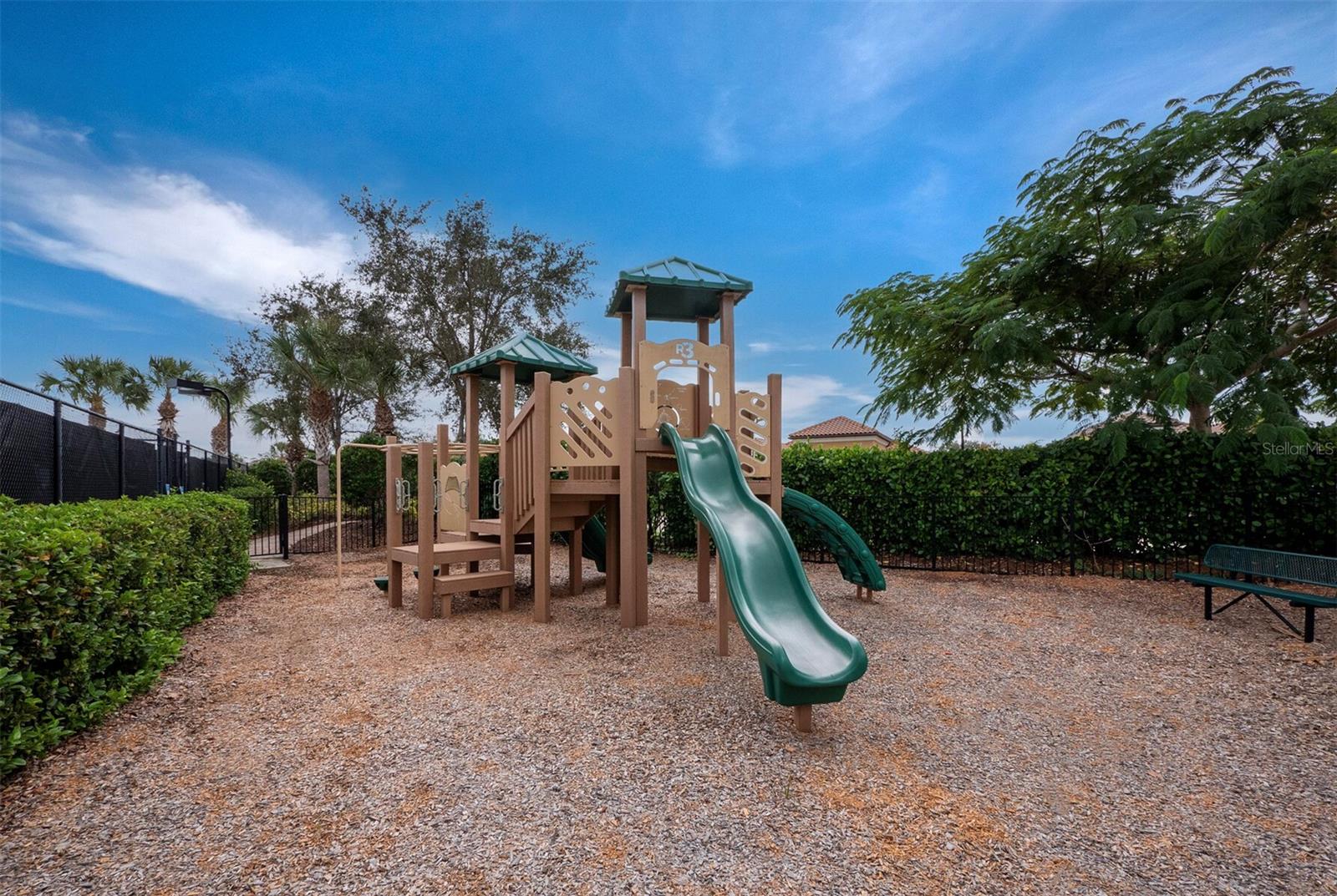 Image 45 of 47 For 4124 Ilaria Avenue