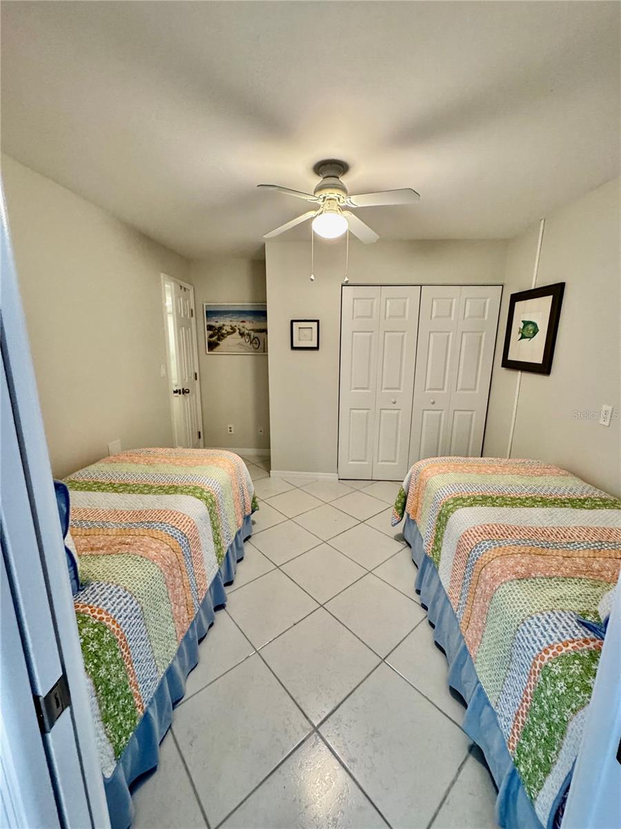 Image 11 of 14 For 2089 Gulf Of Mexico Drive G1-108