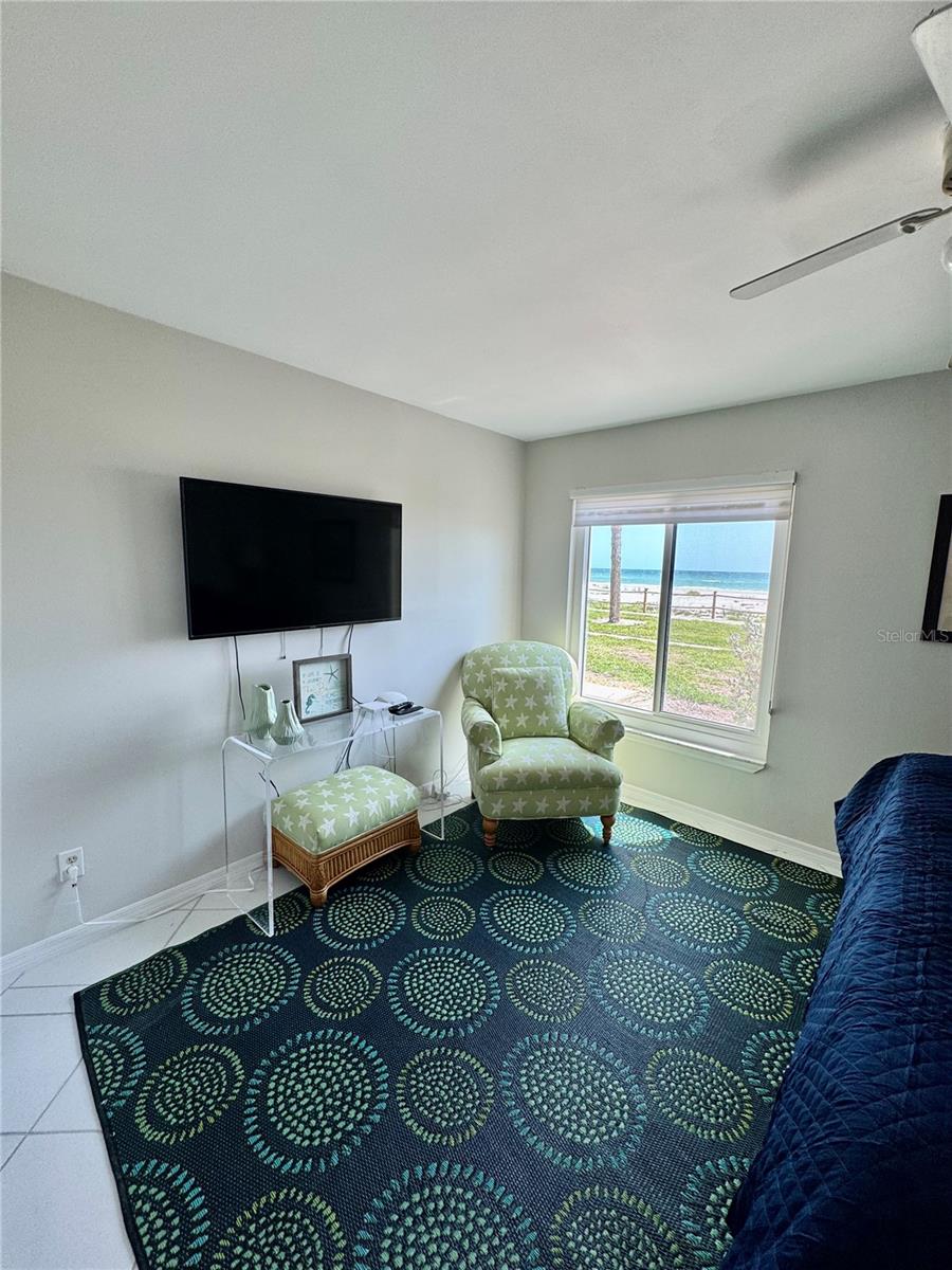 Image 9 of 14 For 2089 Gulf Of Mexico Drive G1-108