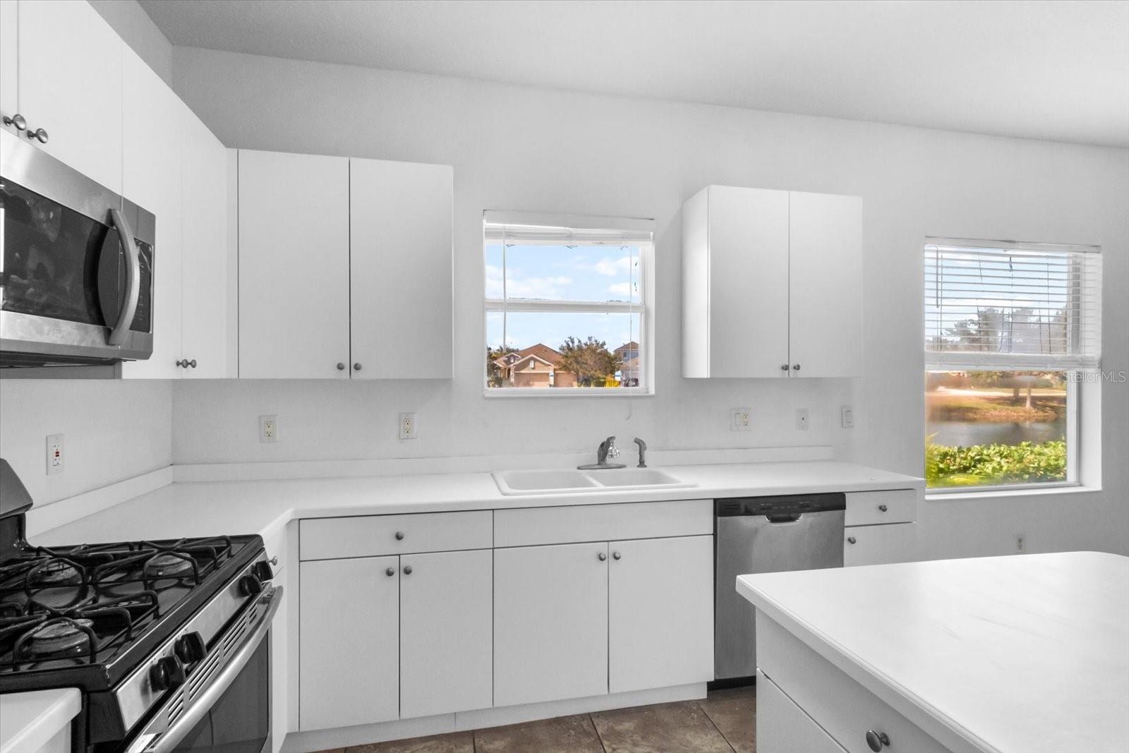 Image 14 of 34 For 4915 Mission Park Lane