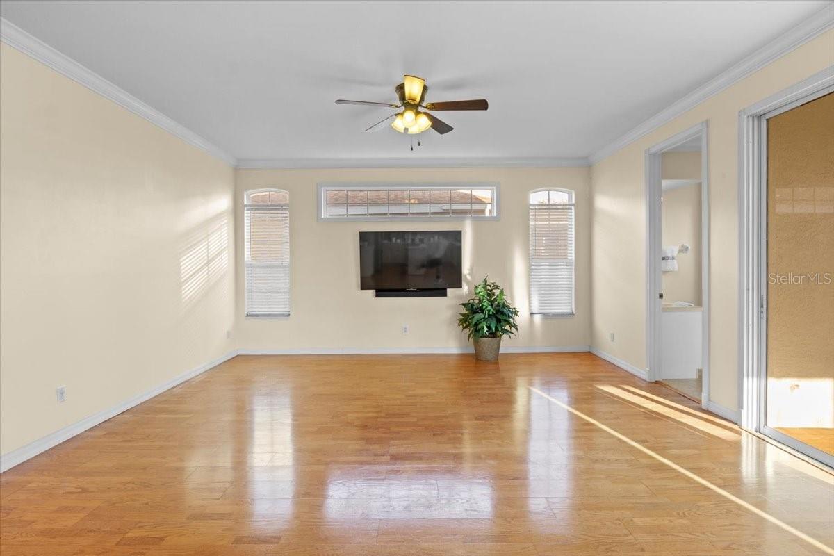 Image 12 of 58 For 6307 Laurel Creek Trail