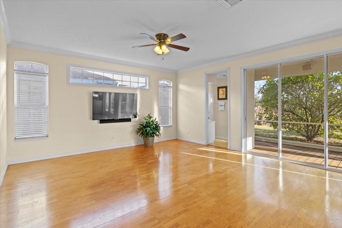 Image 16 of 58 For 6307 Laurel Creek Trail