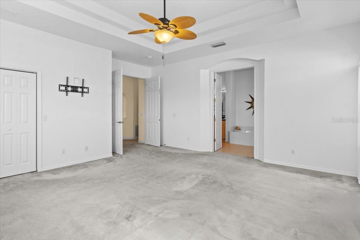 Image 26 of 58 For 6307 Laurel Creek Trail