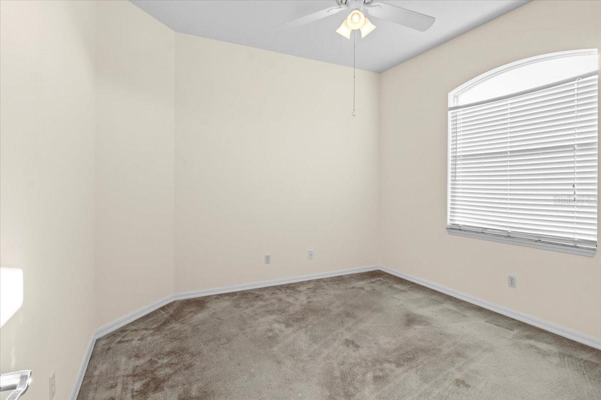 Image 37 of 58 For 6307 Laurel Creek Trail