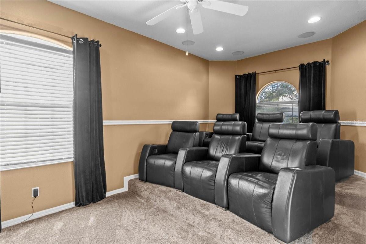 Image 4 of 58 For 6307 Laurel Creek Trail