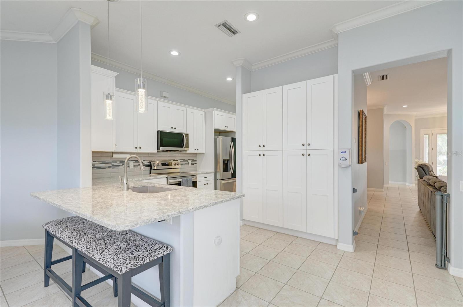 Image 10 of 60 For 4735 Spinnaker Drive