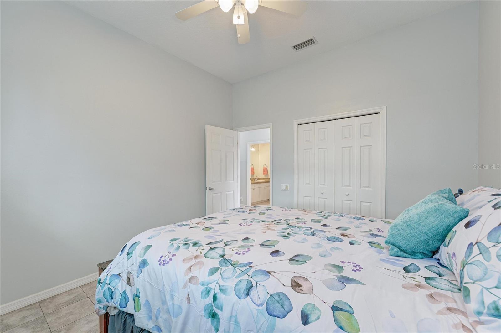 Image 29 of 60 For 4735 Spinnaker Drive