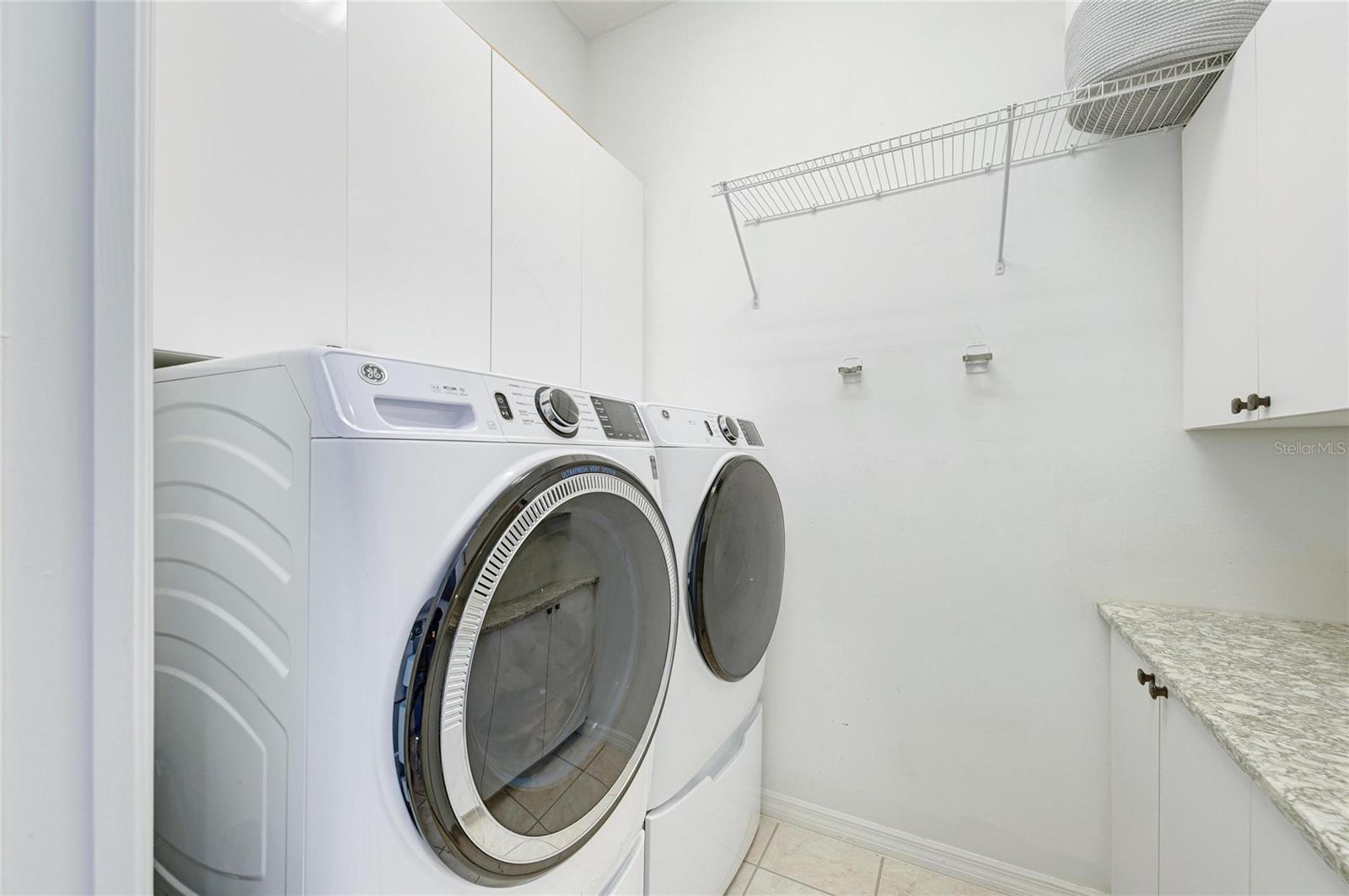 Image 37 of 60 For 4735 Spinnaker Drive