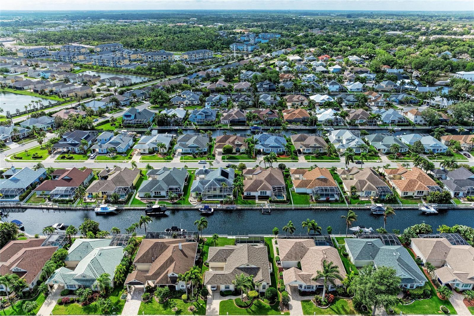 Image 54 of 60 For 4735 Spinnaker Drive