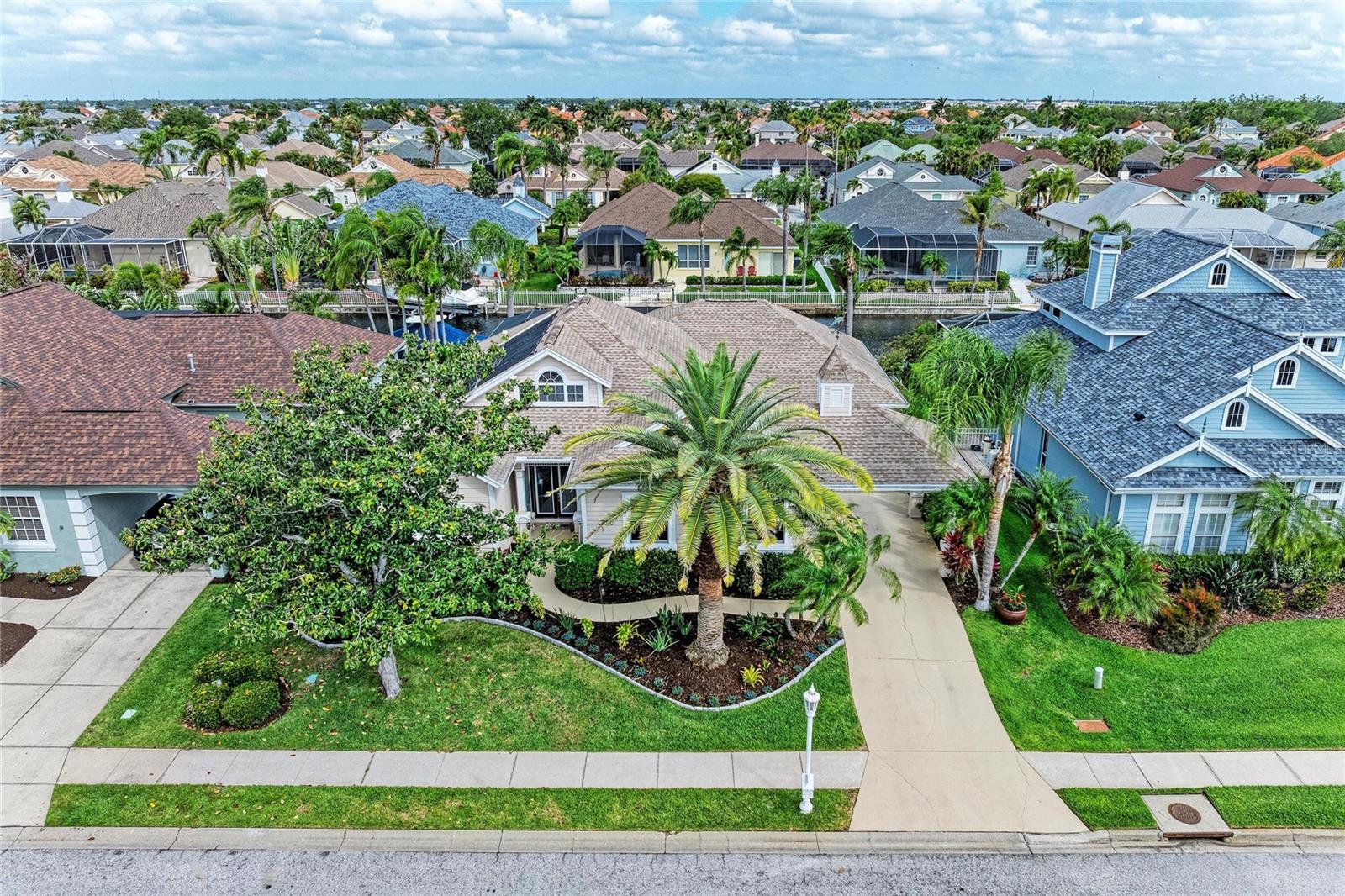 Image 55 of 60 For 4735 Spinnaker Drive