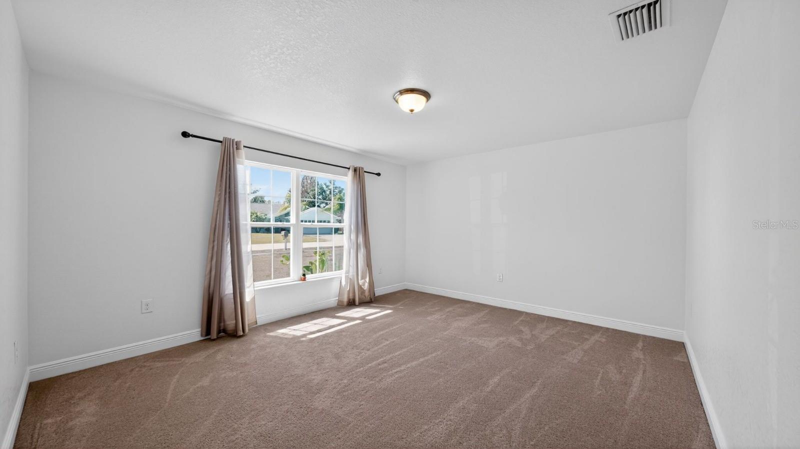 Image 10 of 28 For 362 Salvador Drive