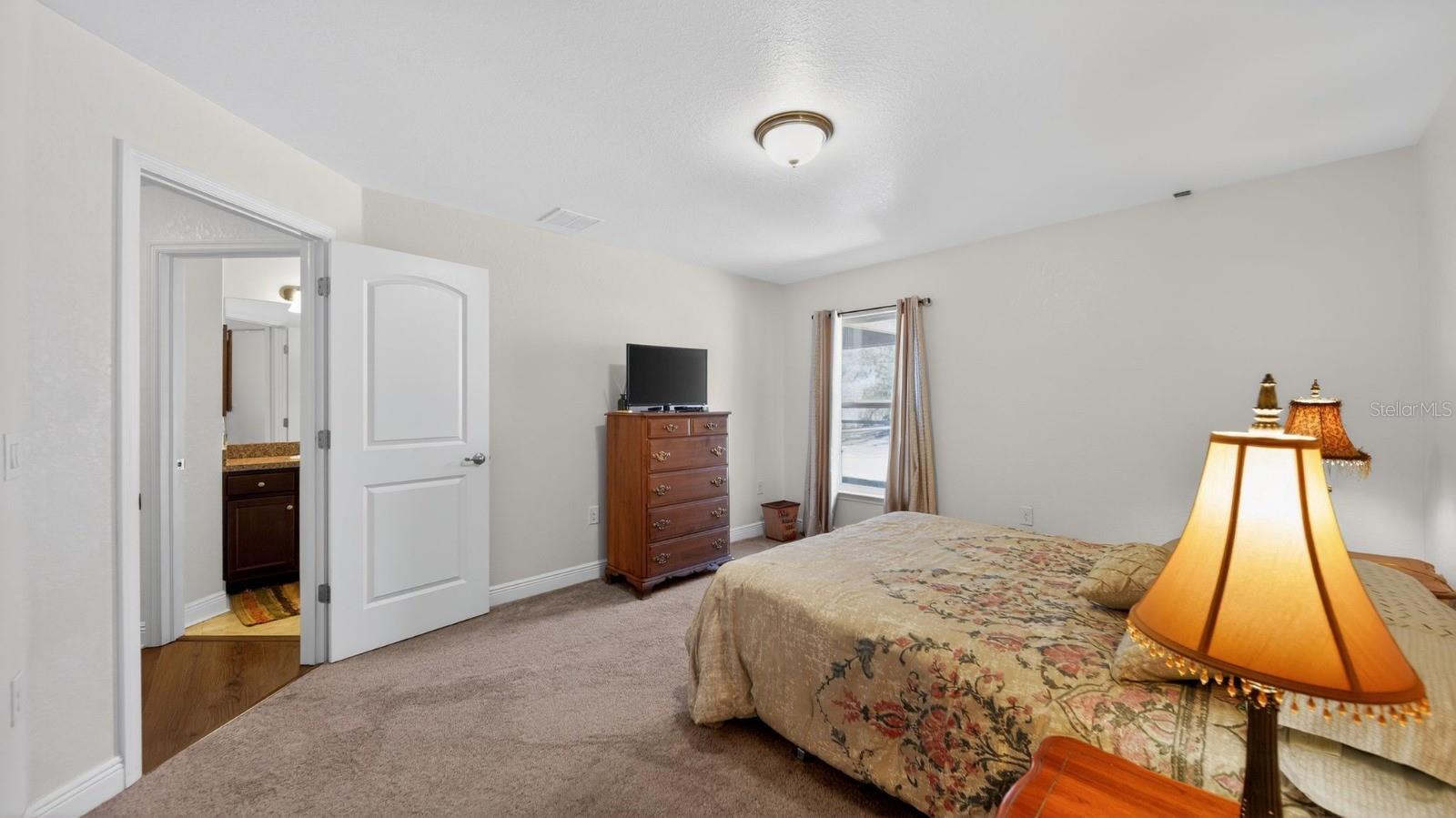 Image 15 of 28 For 362 Salvador Drive