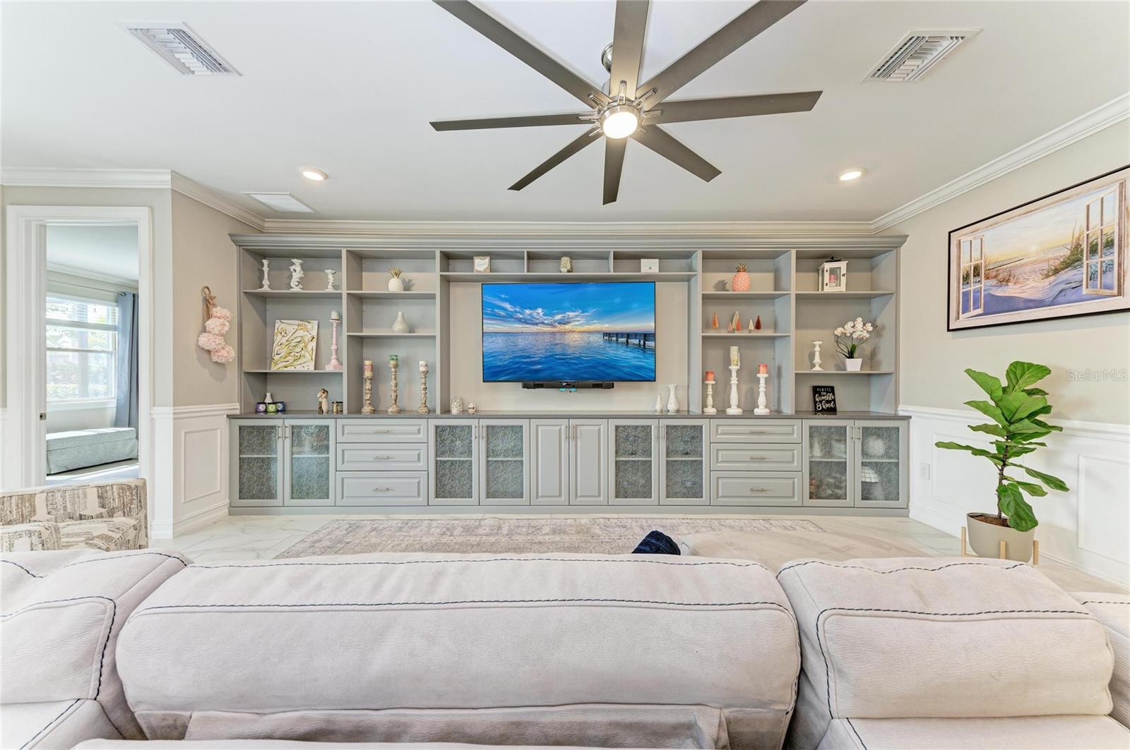 Image 13 of 87 For 277 Villoresi Boulevard