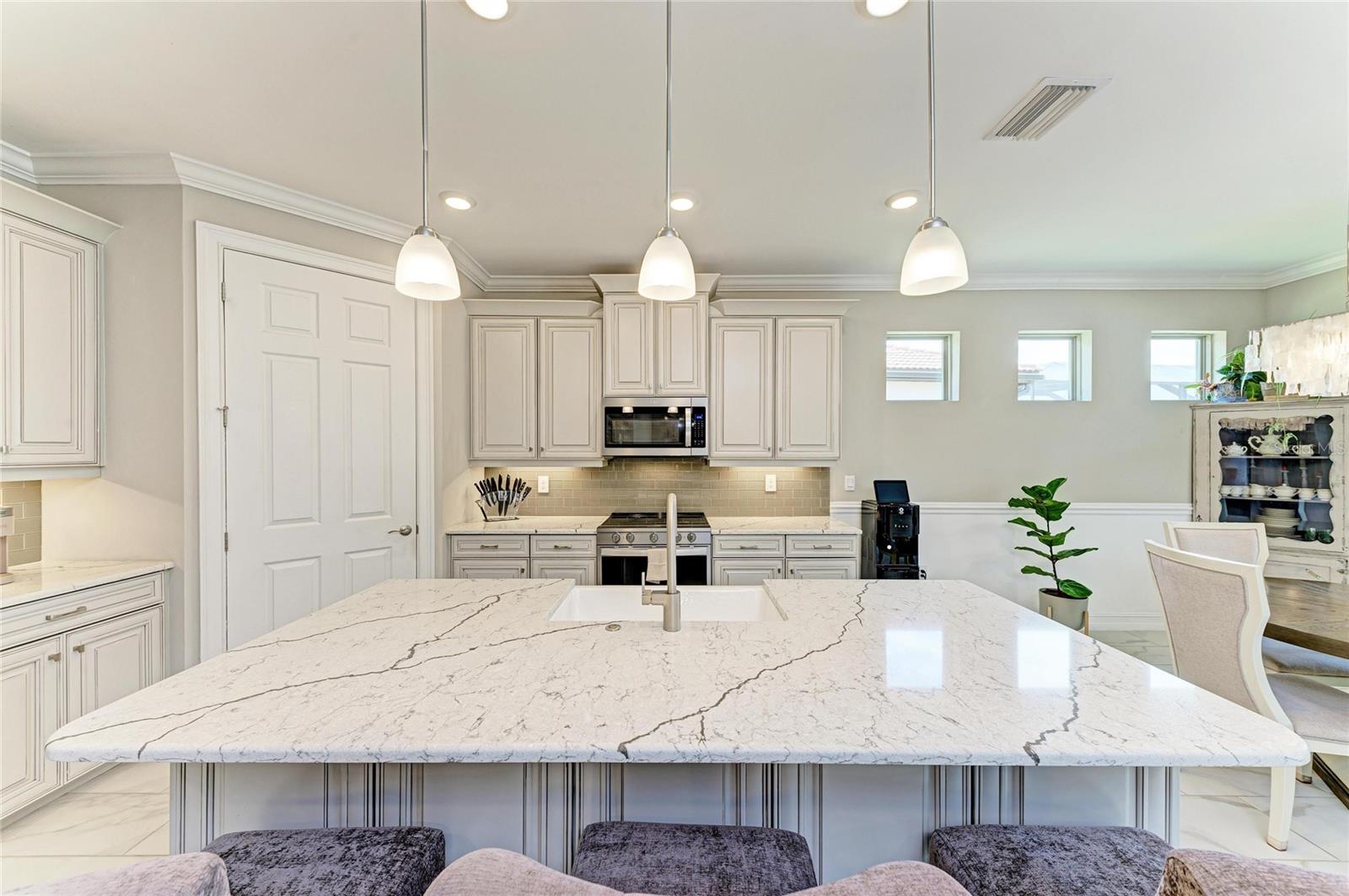 Image 17 of 87 For 277 Villoresi Boulevard