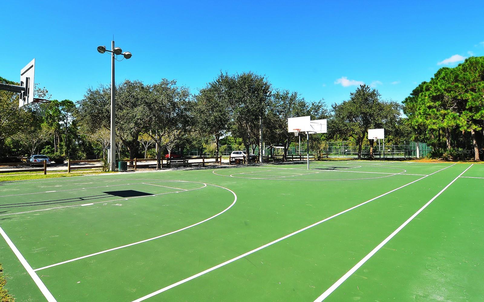 Image 76 of 88 For 4140 Central Sarasota Parkway 1226