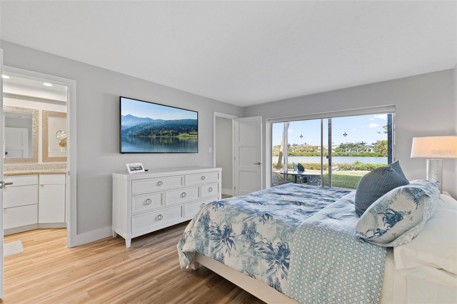 Image 15 of 44 For 3330 Gulf Of Mexico Drive 104d