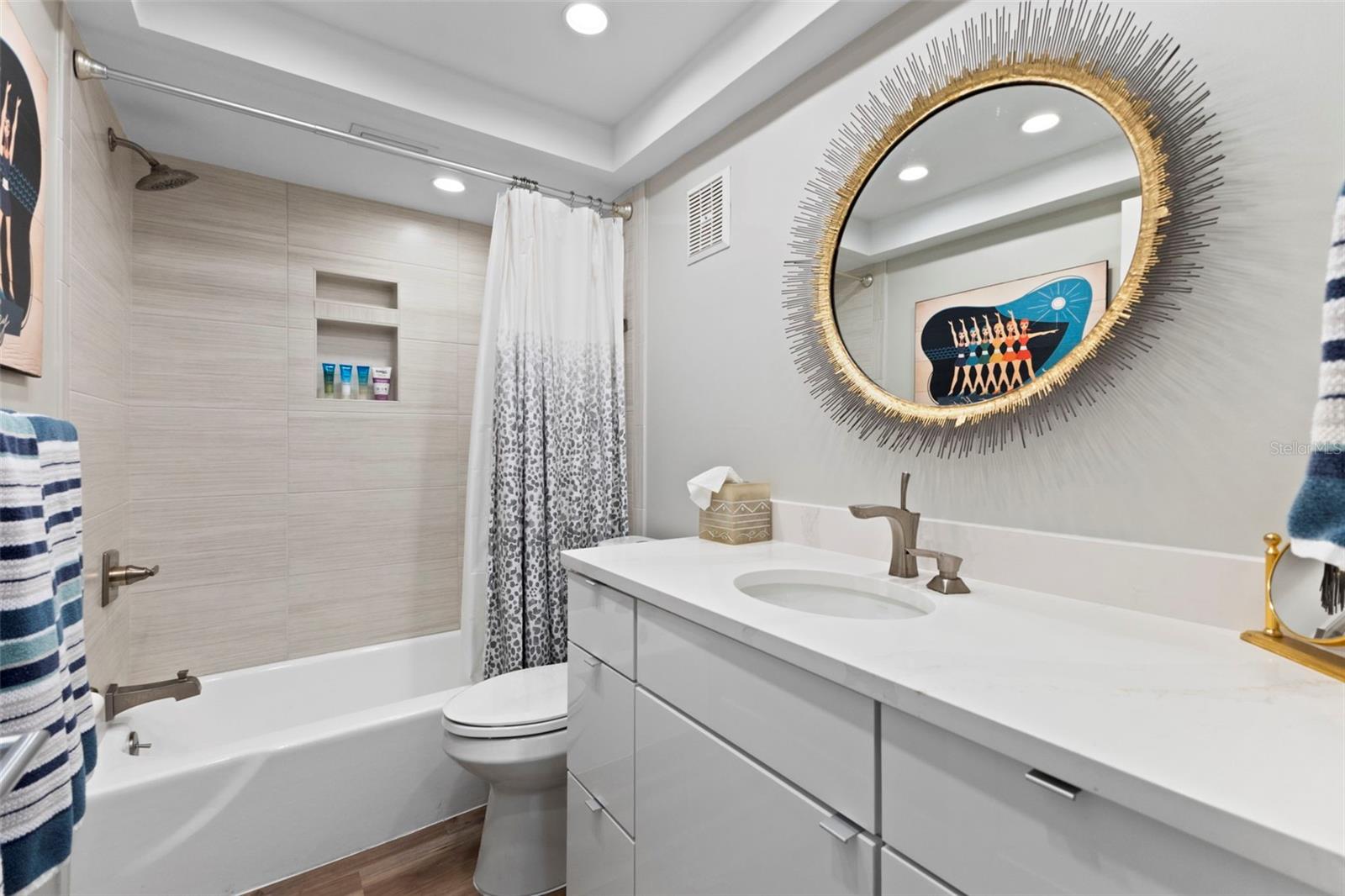 Image 22 of 44 For 3330 Gulf Of Mexico Drive 104d