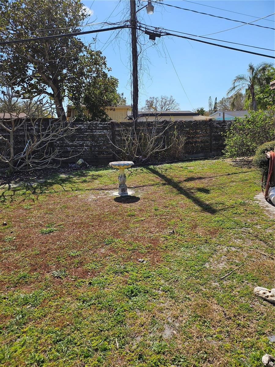 Image 5 of 7 For 5198 Island Date Street