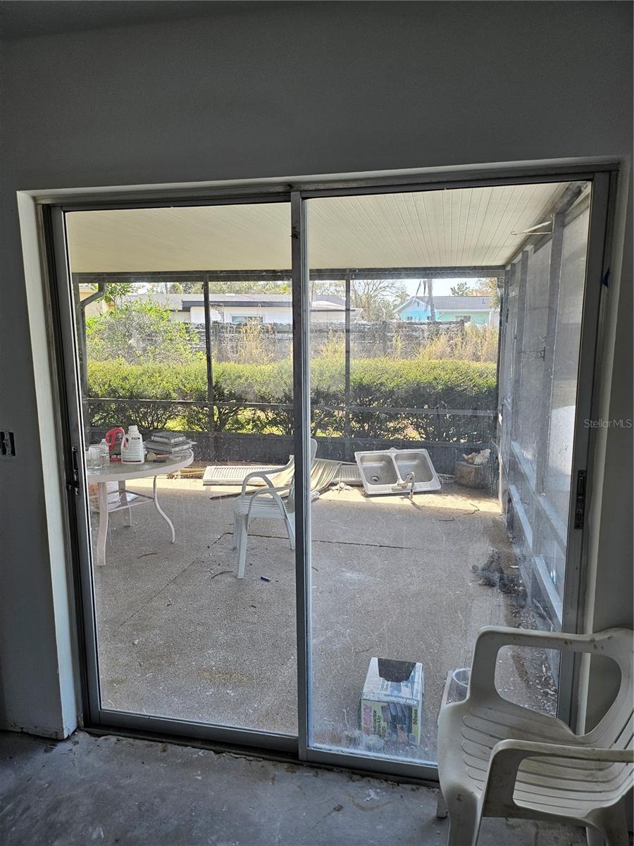 Image 6 of 7 For 5198 Island Date Street