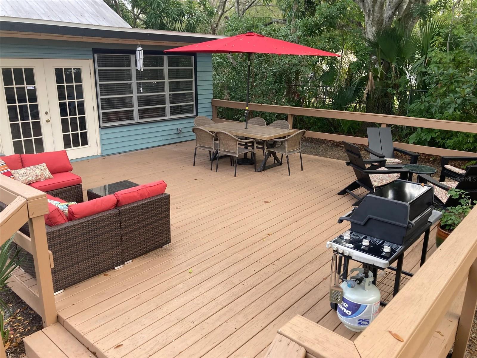 Image 23 of 24 For 2408 Hillview Street