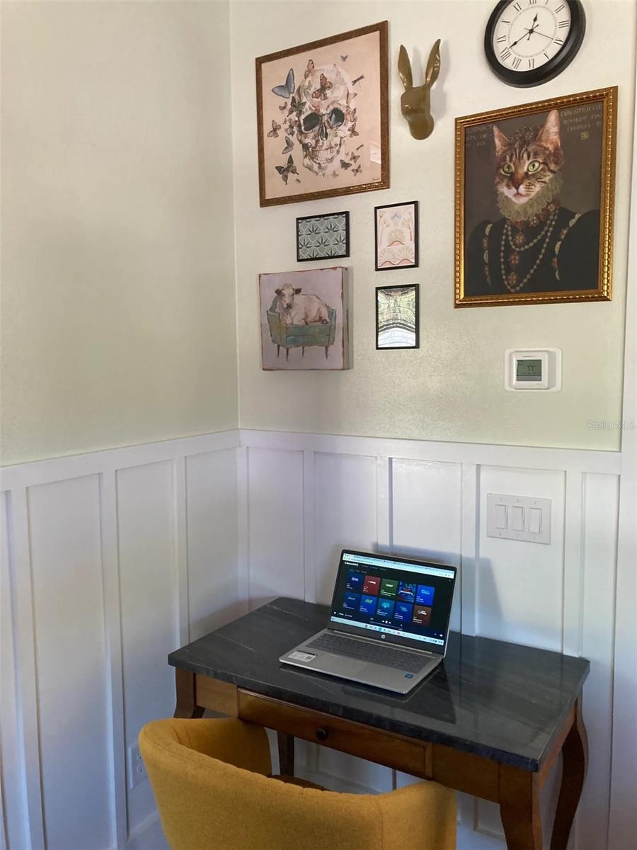 Image 5 of 24 For 2408 Hillview Street