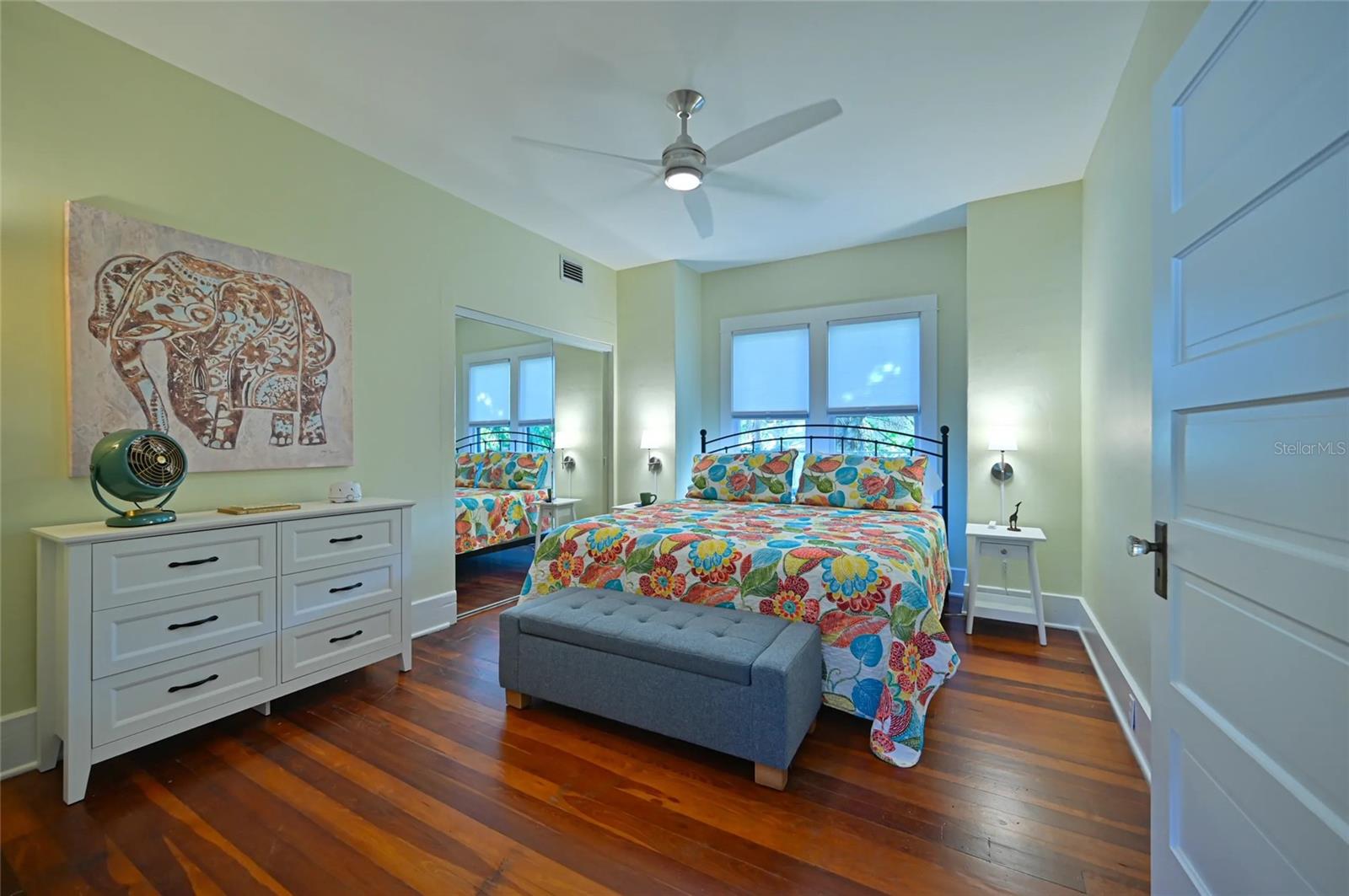 Image 9 of 24 For 2408 Hillview Street