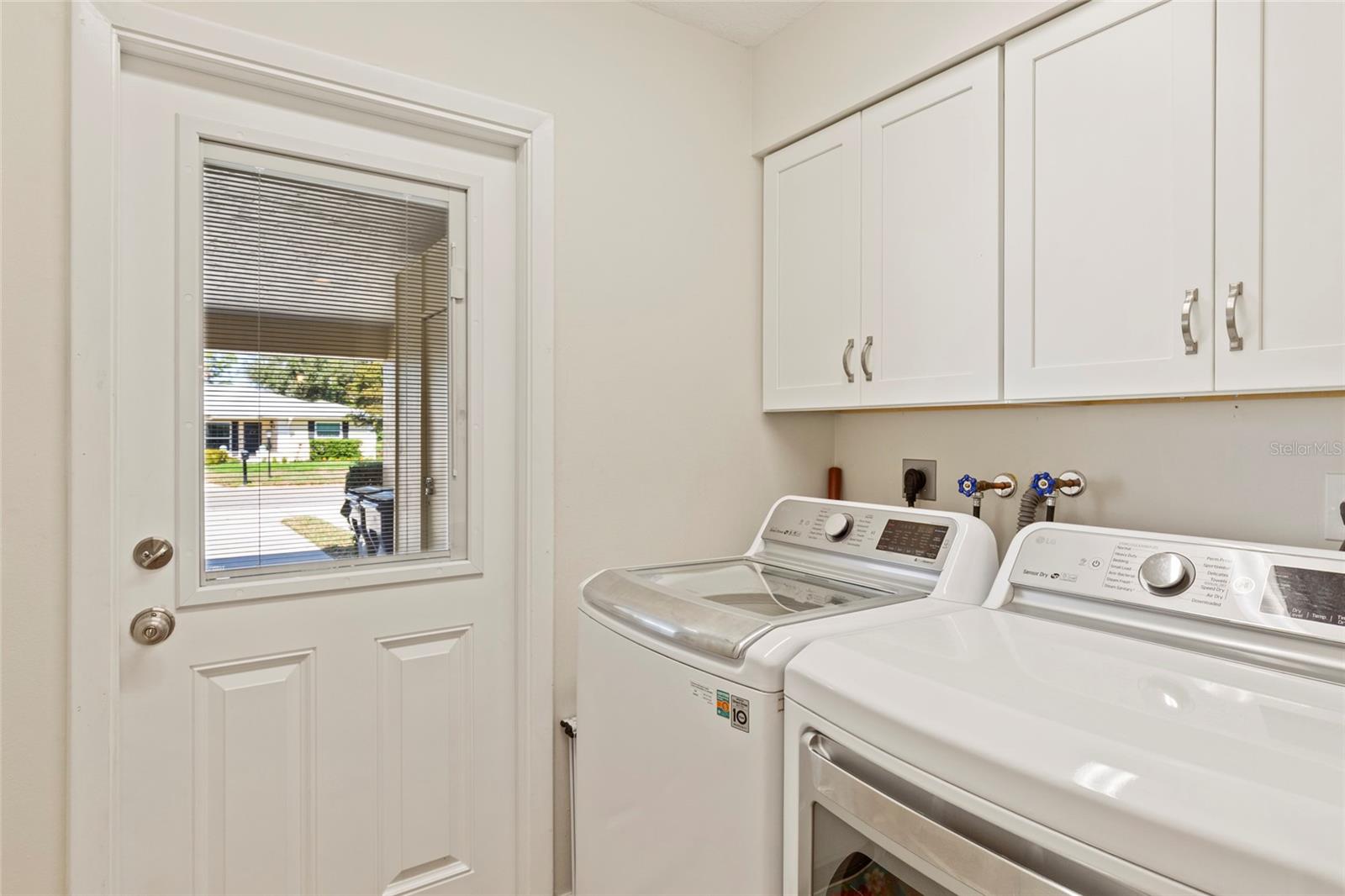 Image 17 of 25 For 5612 Palm Aire Drive