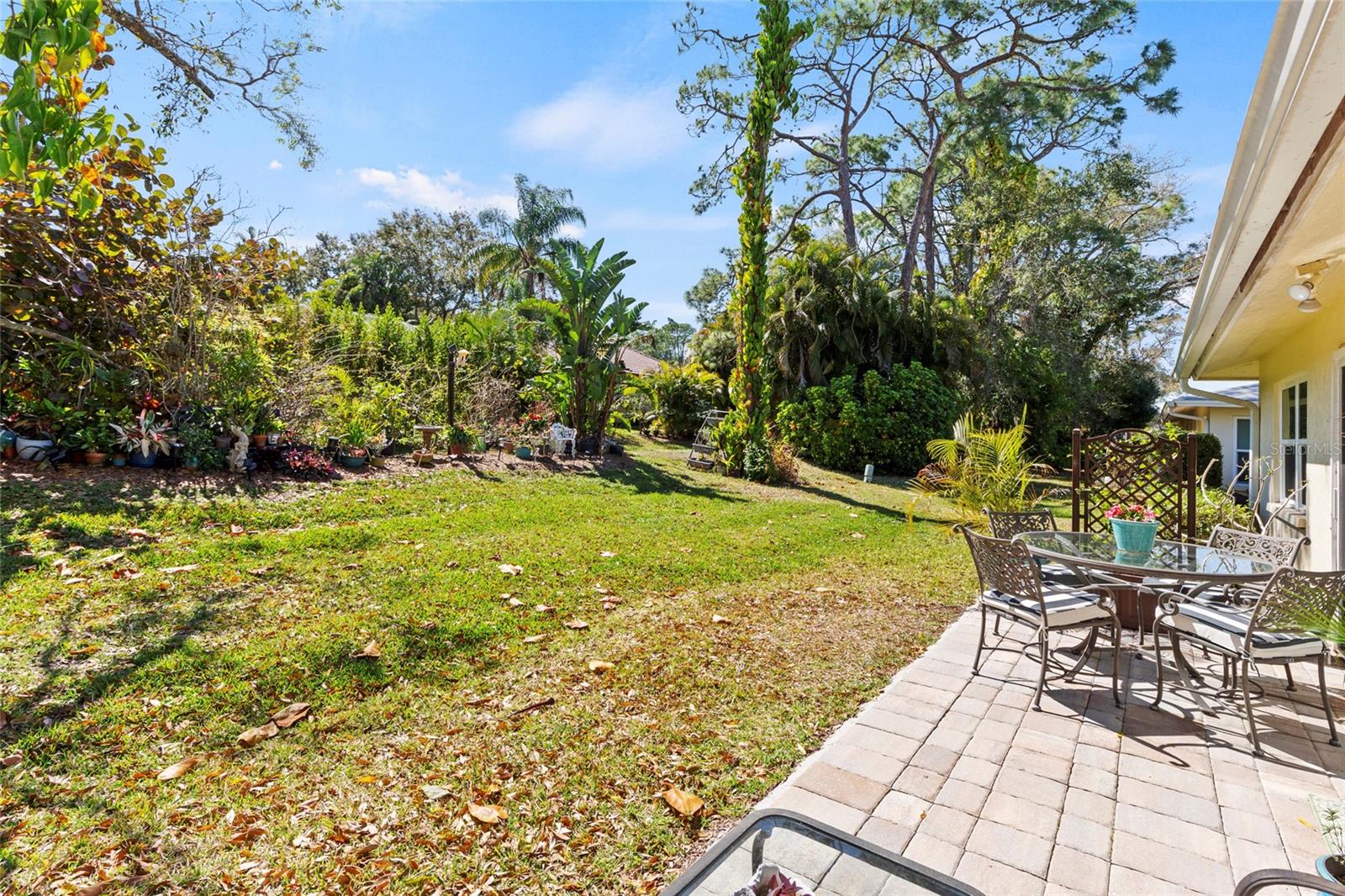 Image 19 of 25 For 5612 Palm Aire Drive