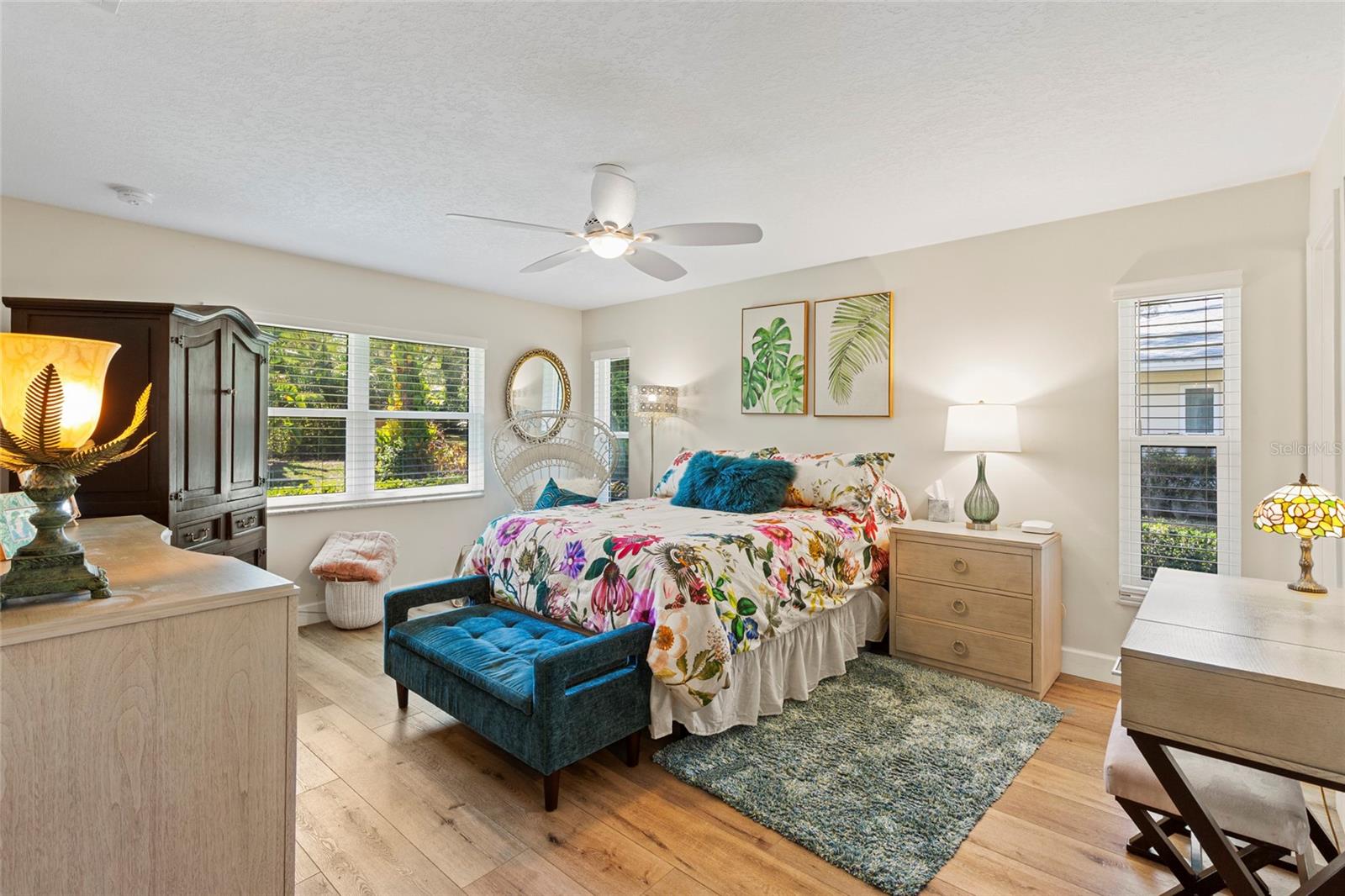 Image 9 of 25 For 5612 Palm Aire Drive