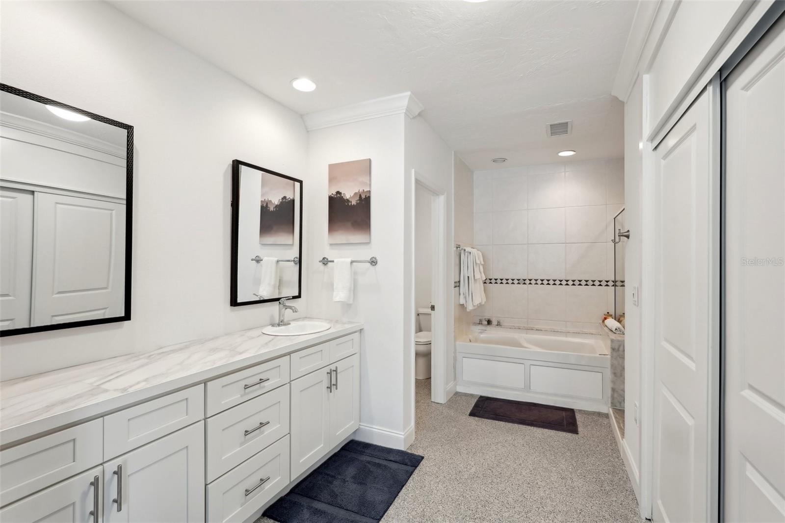 Image 27 of 77 For 55 Washington Drive