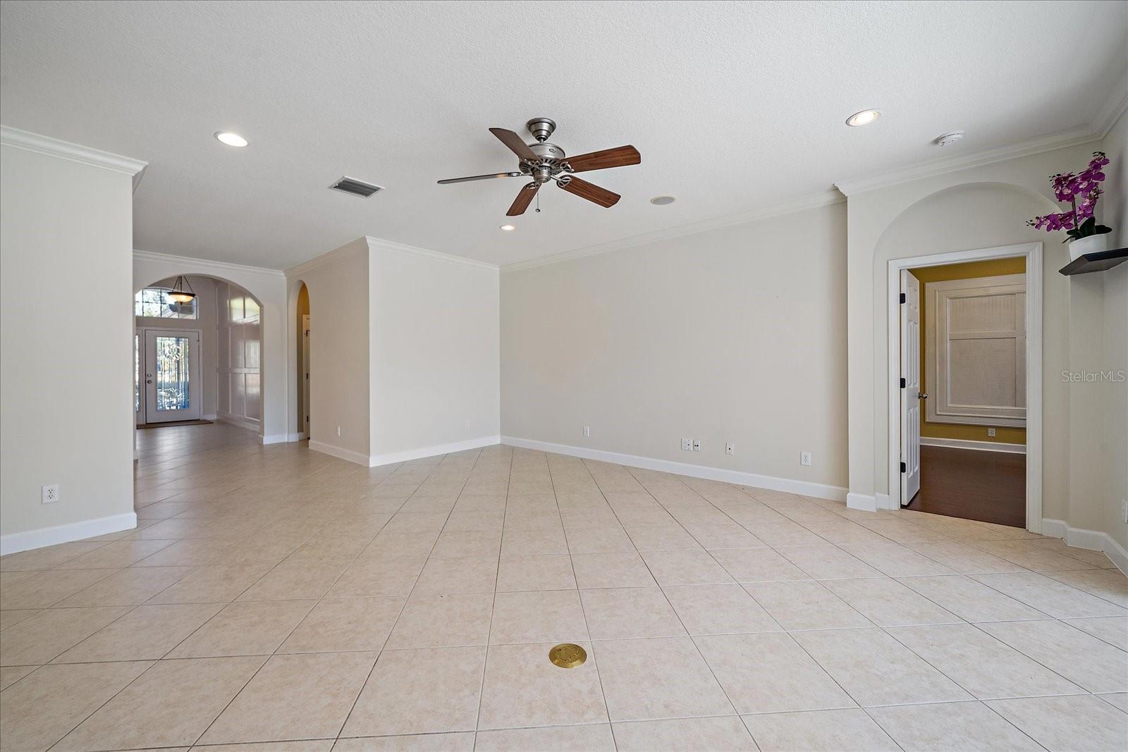 Image 17 of 38 For 4407 67th Street E