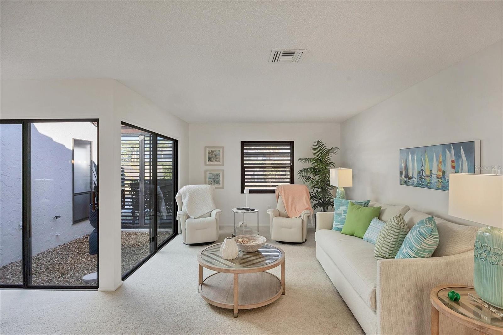 Image 12 of 50 For 3919 Glen Oaks Manor Drive